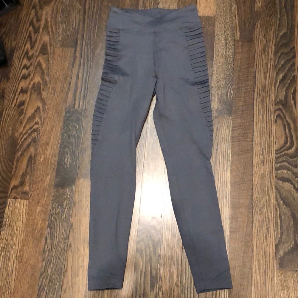 Koral Leggings